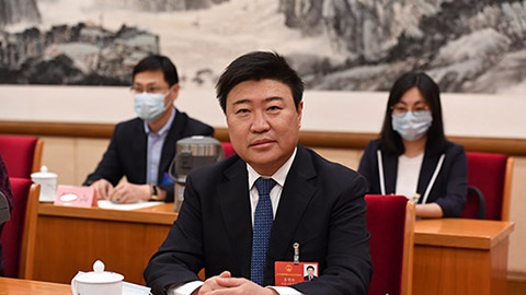 龔明珠代表：“建設(shè)亮麗內(nèi)蒙古，我們信心更強(qiáng)了”