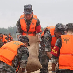 滁河險情，第71集團軍“鐵骨硬旅”火速出擊