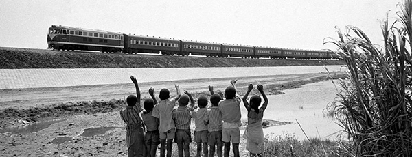 【百個(gè)瞬間說(shuō)百年】1967，中非友誼的豐碑