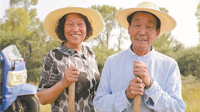 “時(shí)代楷?！睆堖B印：榮譽(yù)的背后，離不開(kāi)妻子的默默支持
