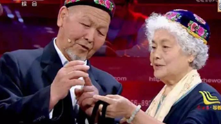 火車上的一面之緣，讓他們彼此牽掛了半個世紀