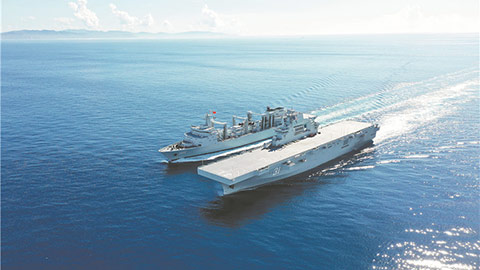 光榮與夢想！一位兩棲攻擊艦艦長與一艘戰(zhàn)艦的故事