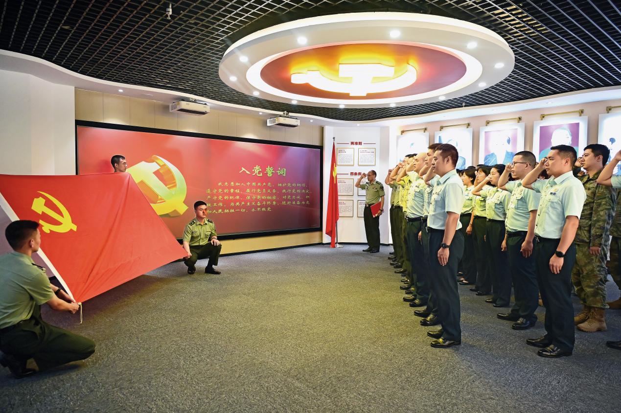 _組織參觀綿陽市經(jīng)開區(qū)廉政教育中心，開展黨日活動(dòng)
