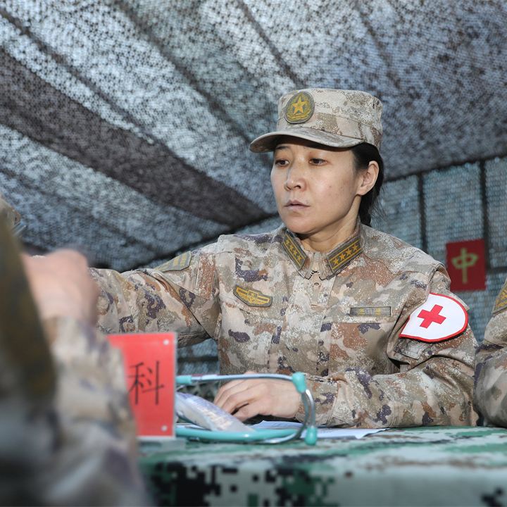 了不起的中國(guó)軍人丨張瑛：海拔5681米，那里有她最牽掛的人