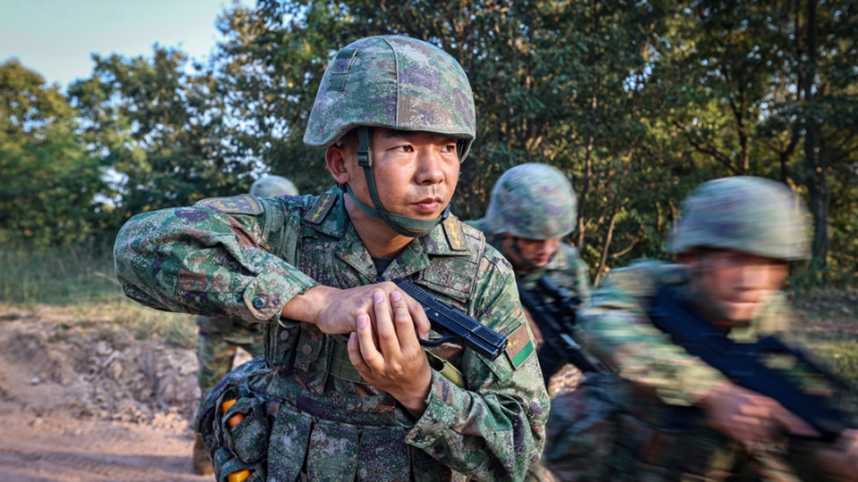 了不起的中國(guó)軍人丨二十大代表孫金龍：鉚在戰(zhàn)位做“鋼釘”，我有打贏的底氣