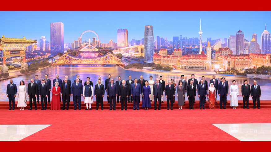 習(xí)近平和彭麗媛為出席2025年上海合作組織峰會的國際貴賓舉行歡迎宴會